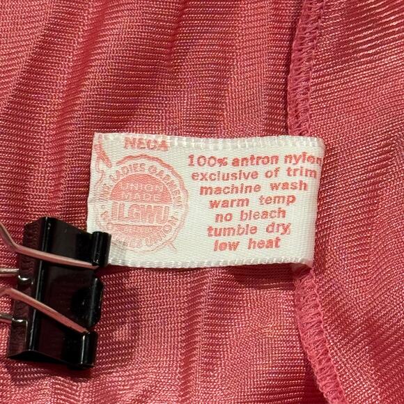 Vintage Robe Nightgown Slip Dress Coquette Romantic Balletcore Lace Pink Size PM - Picture 16 of 16